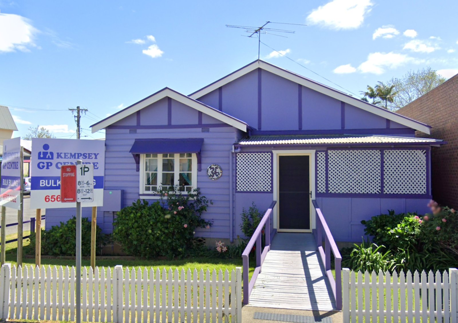 Front of Kempsey GP Centre at 36 Forth Street